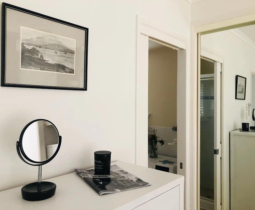 $580, Granny-flat, 1 bathroom, Buddina QLD 4575