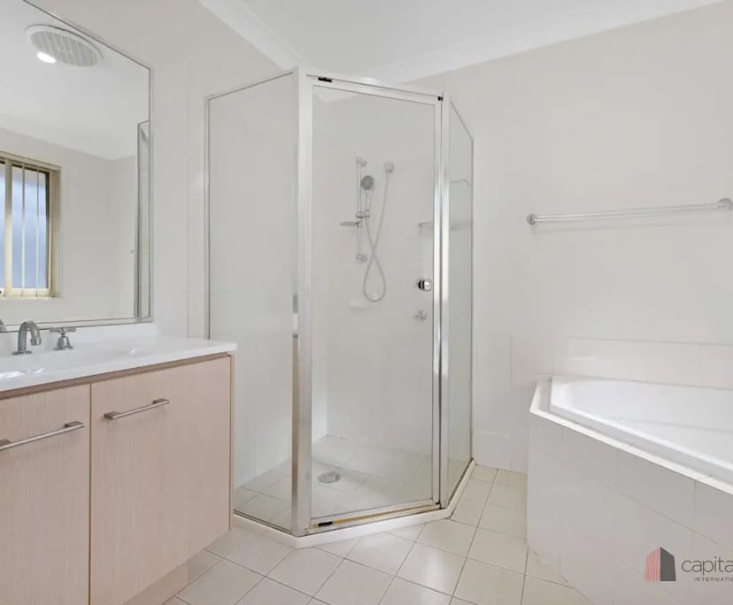 Room with ensuite in a share house