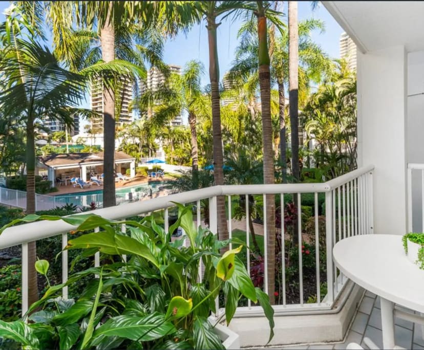 Room for Rent in Main Beach, Gold Coast 0, Furnis...