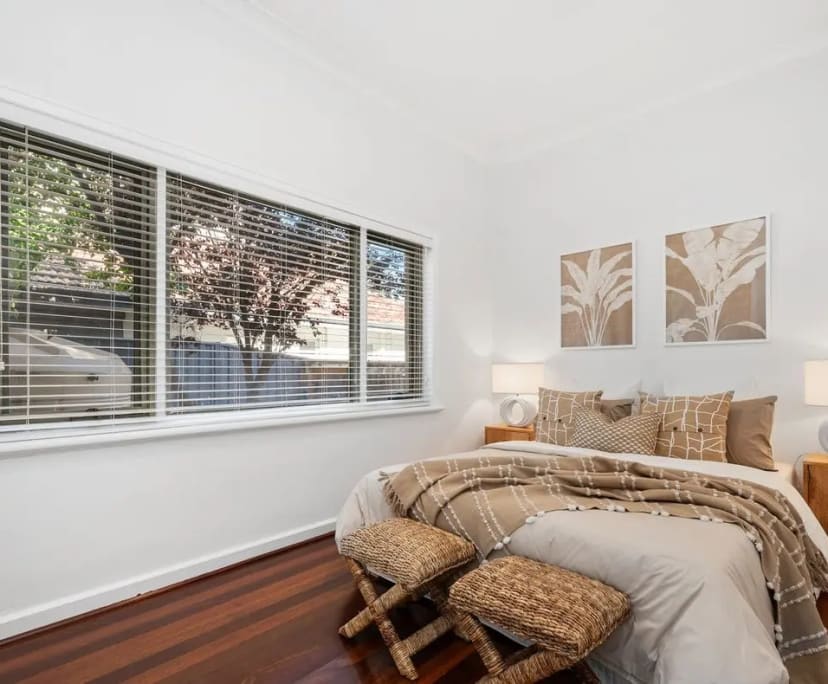 Room in a share house