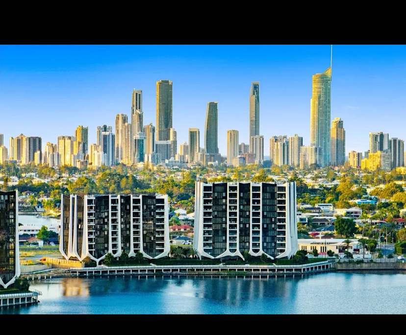 Unfurnished room with own bathroom