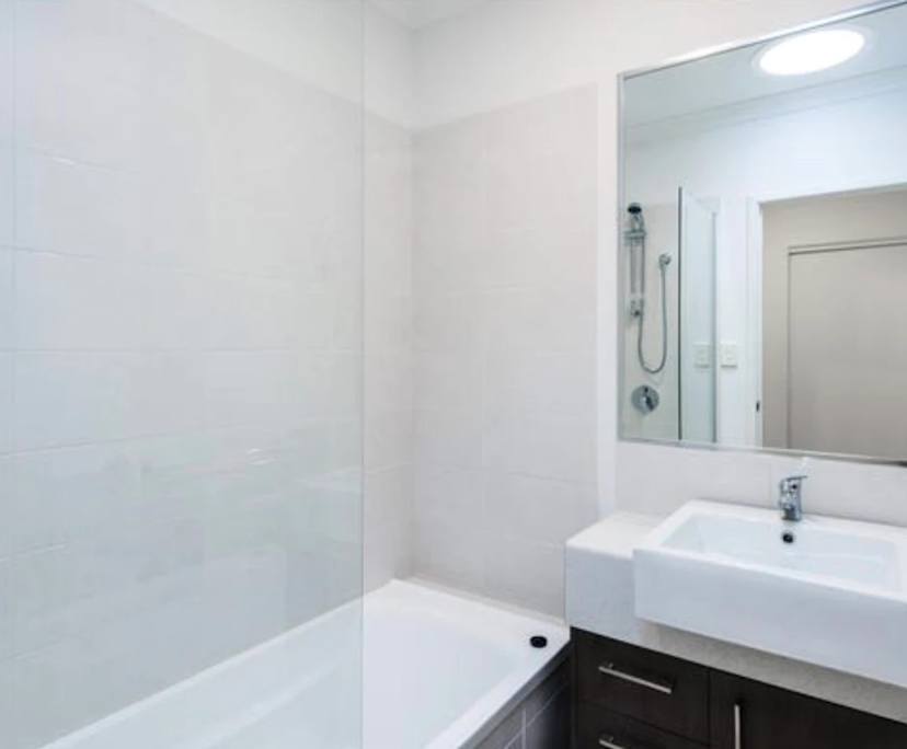 Unfurnished room with own bathroom