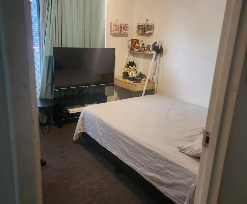 $360, Flatshare, 2 bathrooms, Spring Hill QLD 4000