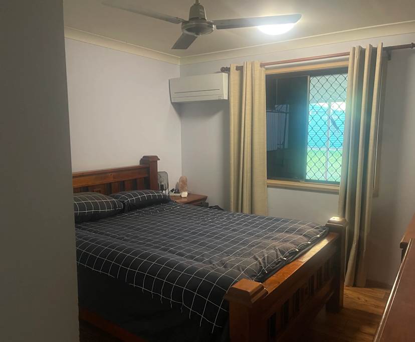 Furnished room in a share house