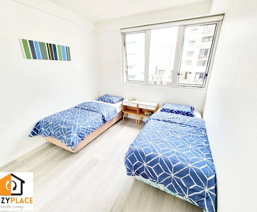 Furnished room in a flatshare