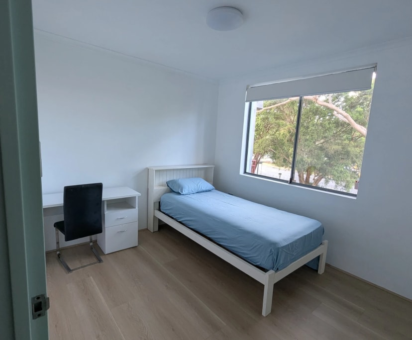 Furnished room in a flatshare