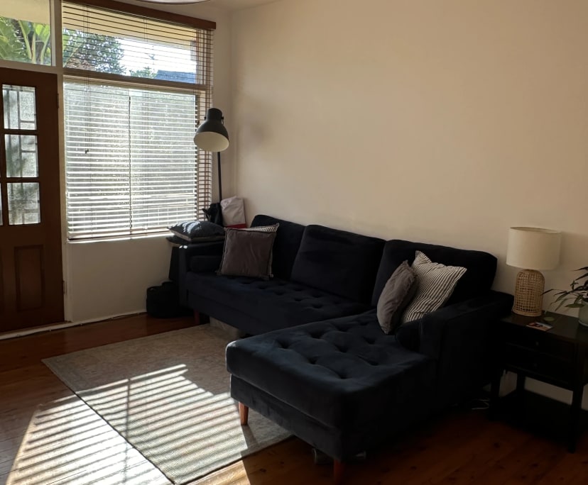 Unfurnished room in a flatshare