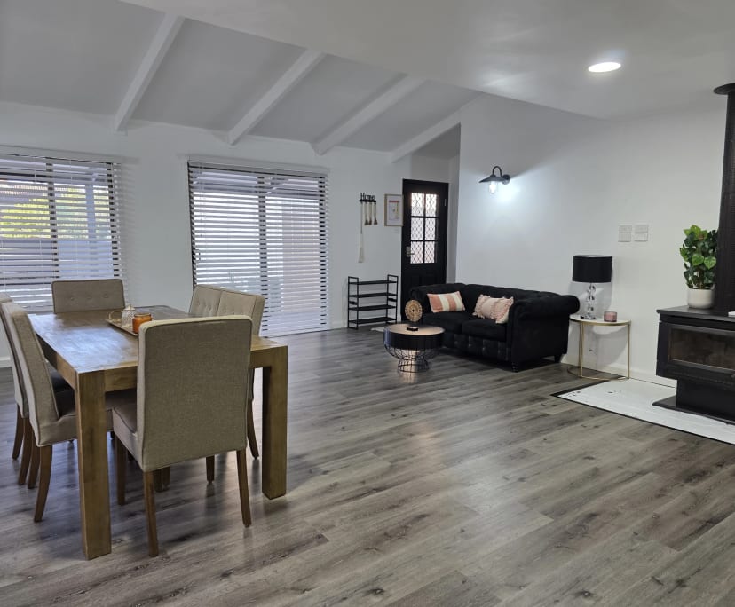 $330, Share-house, 5 bathrooms, Sanctuary Point NSW 2540