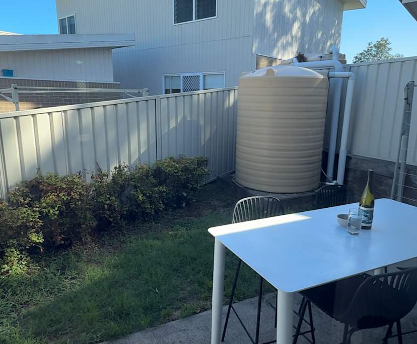 $250, Share-house, 2 bathrooms, Mount Hutton NSW 2290