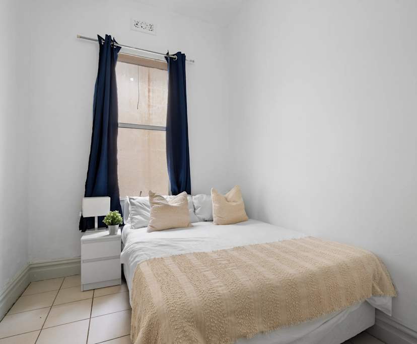 $330, Flatshare, 6 bathrooms, Petersham NSW 2049