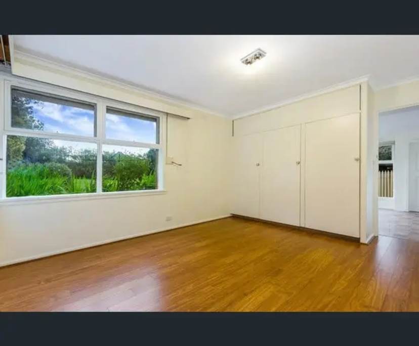 Unfurnished room in a share house