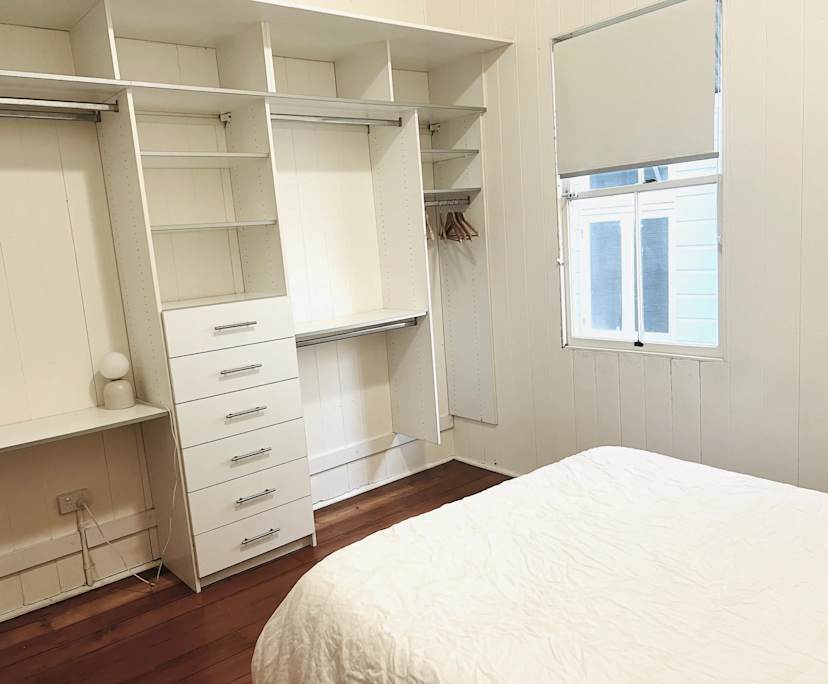 $300, Share-house, 3 bathrooms, Paddington QLD 4064