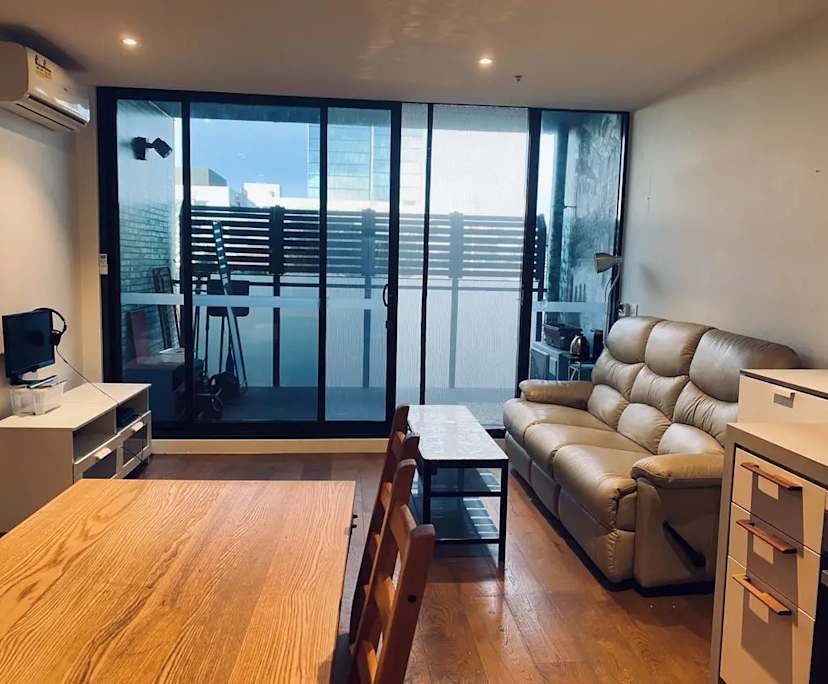Furnished room with own bathroom