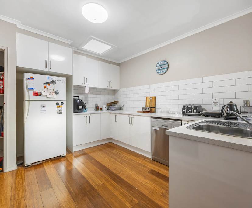 $200, Share-house, 6 bathrooms, Grovedale VIC 3216