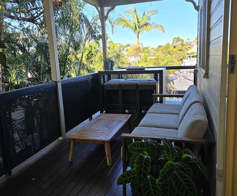 $325, Share-house, 3 bathrooms, Hawthorne QLD 4171