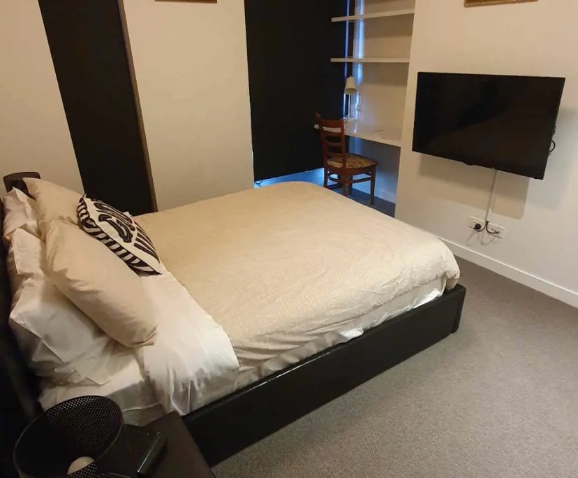 $400, Homestay, 2 bathrooms, South Yarra VIC 3141