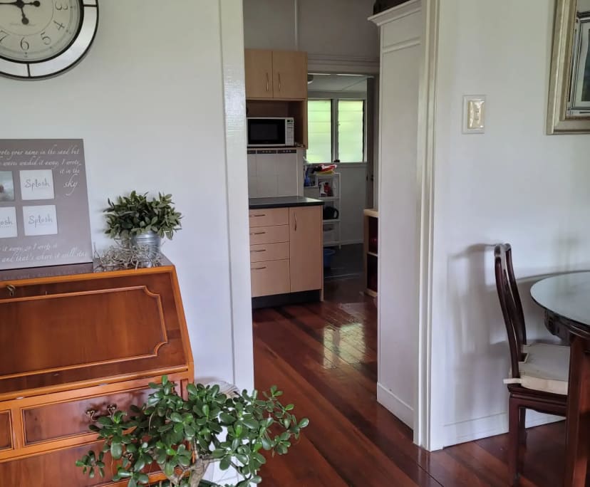 $300, Share-house, 3 bathrooms, Indooroopilly QLD 4068