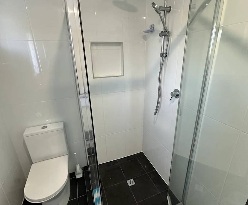 $450, Share-house, 4 bathrooms, Redland Bay QLD 4165