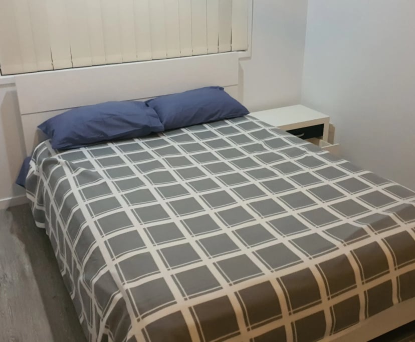 Room in a share house