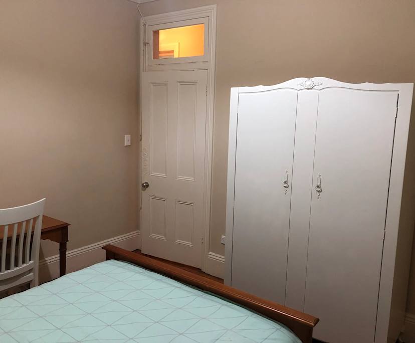 $295, Share-house, 5 bathrooms, Sydenham NSW 2044