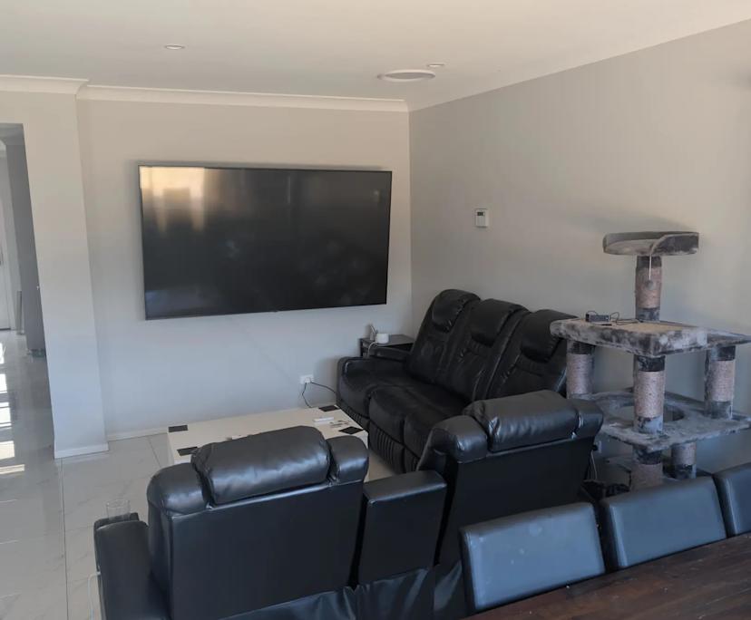 $300, Share-house, 2 rooms, Woongarrah NSW 2259, Woongarrah NSW 2259