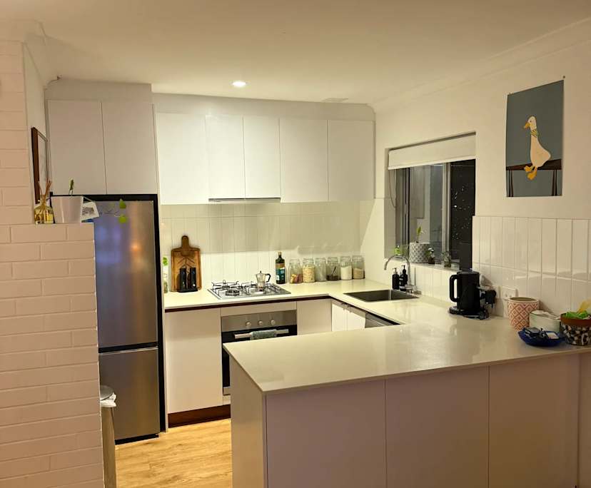 Furnished room in a flatshare