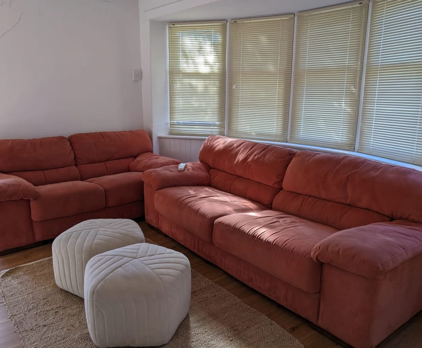 Room in a share house