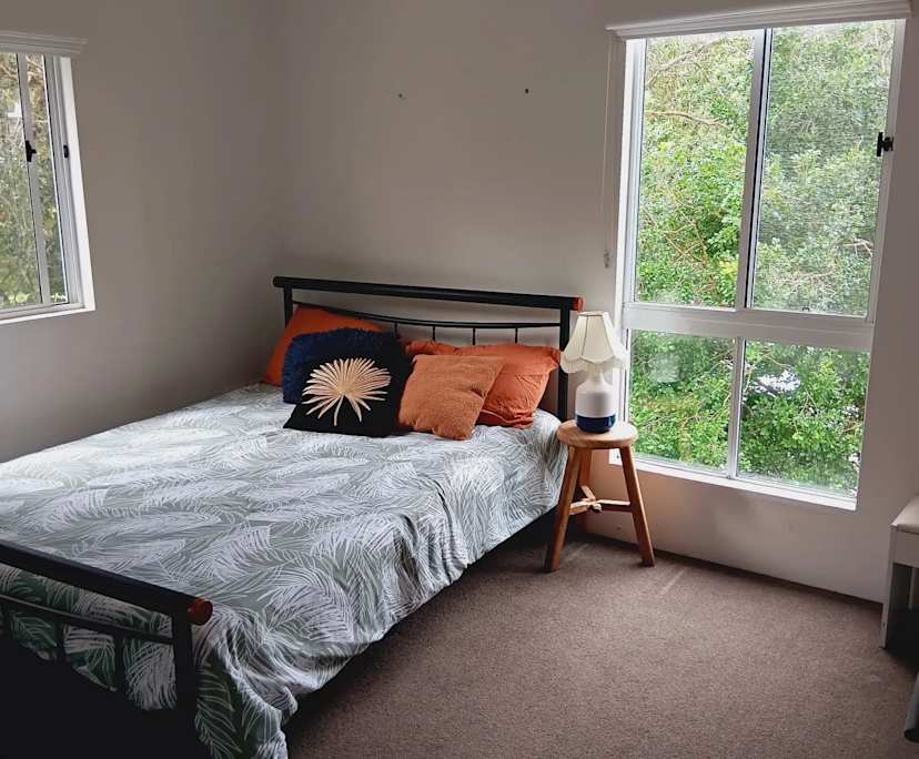 Furnished room in a share house