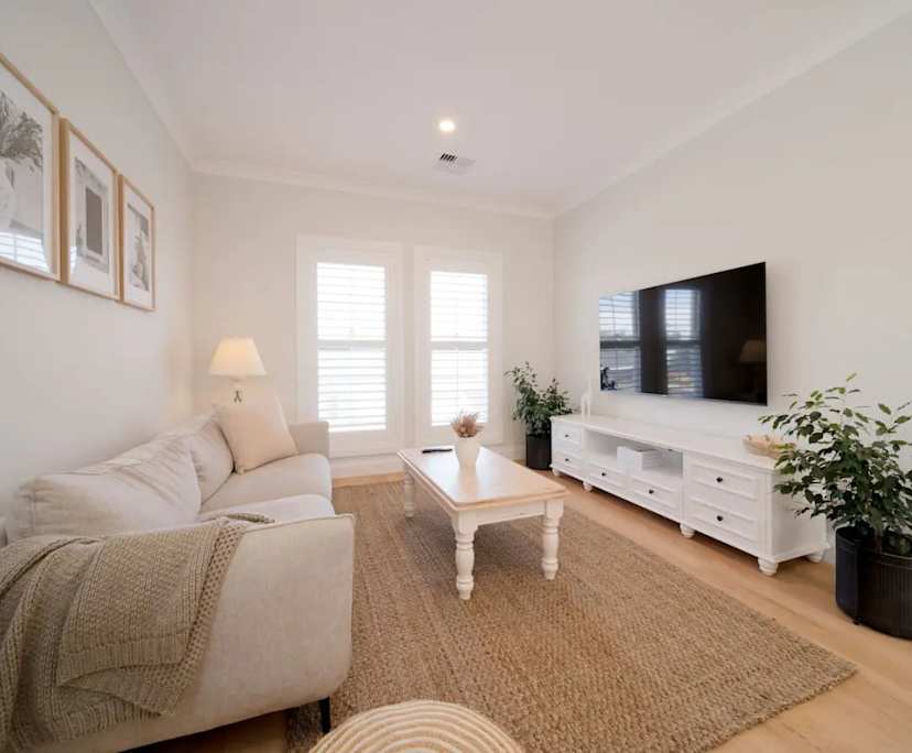 Furnished room with own bathroom