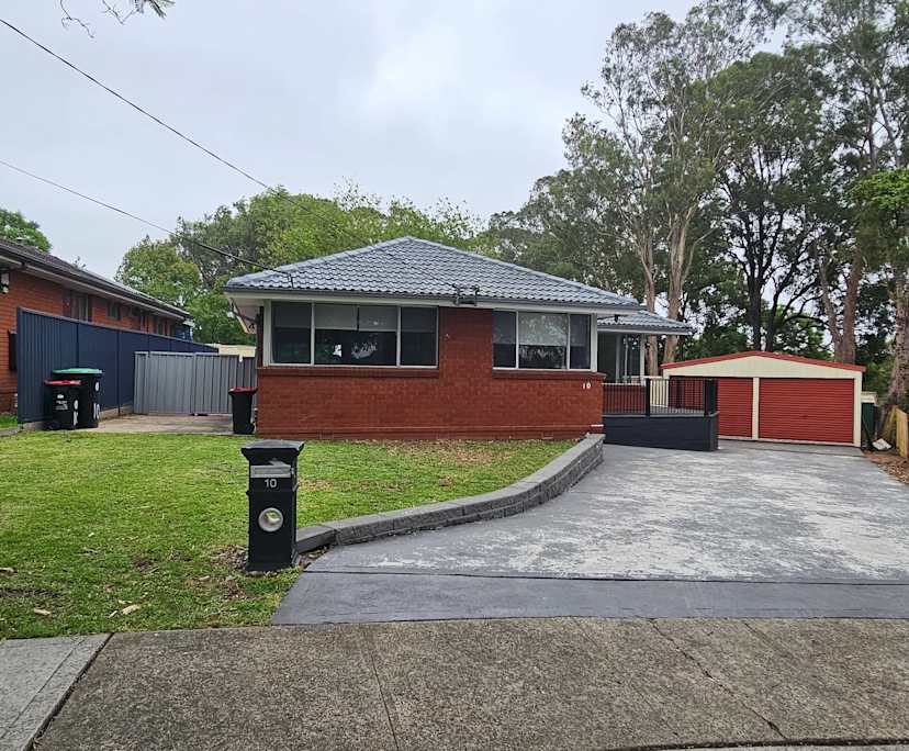 $850, Whole-property, 3 bathrooms, Toongabbie NSW 2146