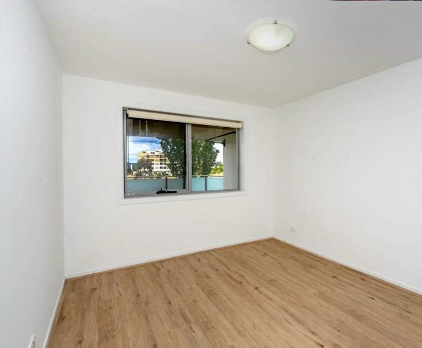 $300, Flatshare, 2 bathrooms, Wright ACT 2611