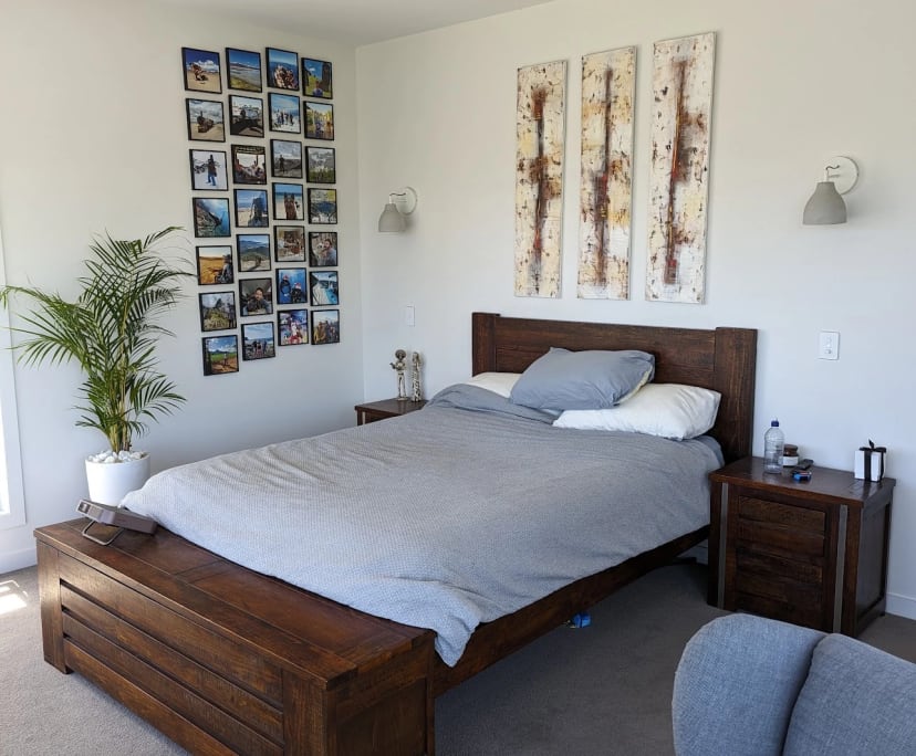 Room in a share house