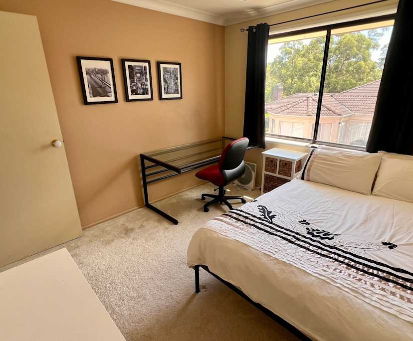 Furnished room in a share house