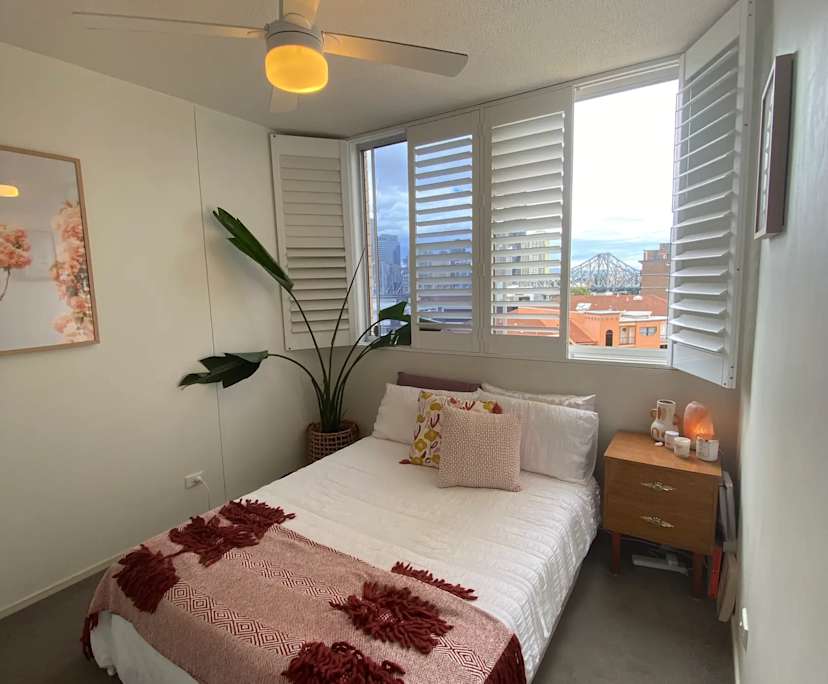 Unfurnished room in a flatshare