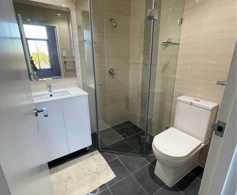 Furnished room with own bathroom