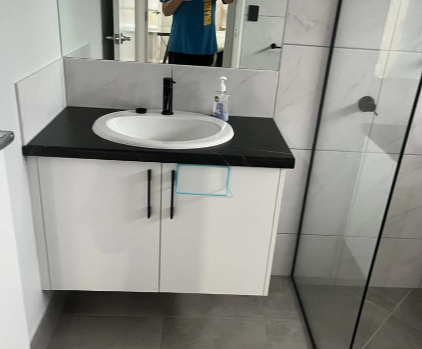 $300, Share-house, 2 rooms, Bentley Park QLD 4869, Bentley Park QLD 4869