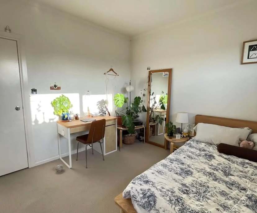 propertyImage