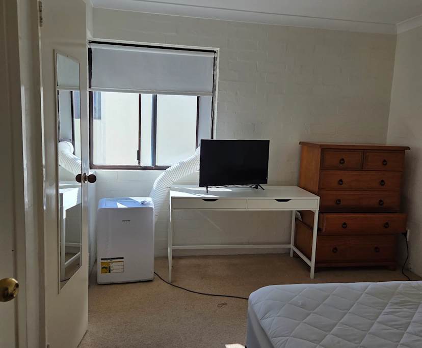 $300, Flatshare, 2 bathrooms, East Victoria Park WA 6101