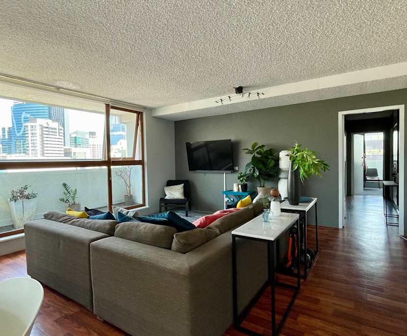 Furnished room in a flatshare