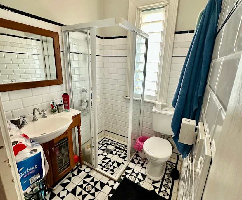 $460, Share-house, 6 bathrooms, Enmore NSW 2042