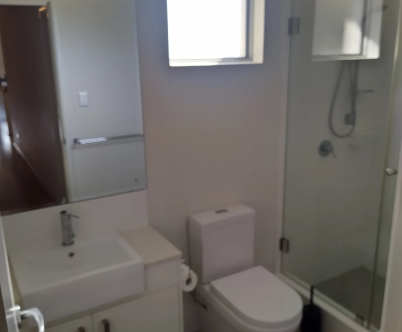 $180, Flatshare, 2 bathrooms, Kewdale WA 6105