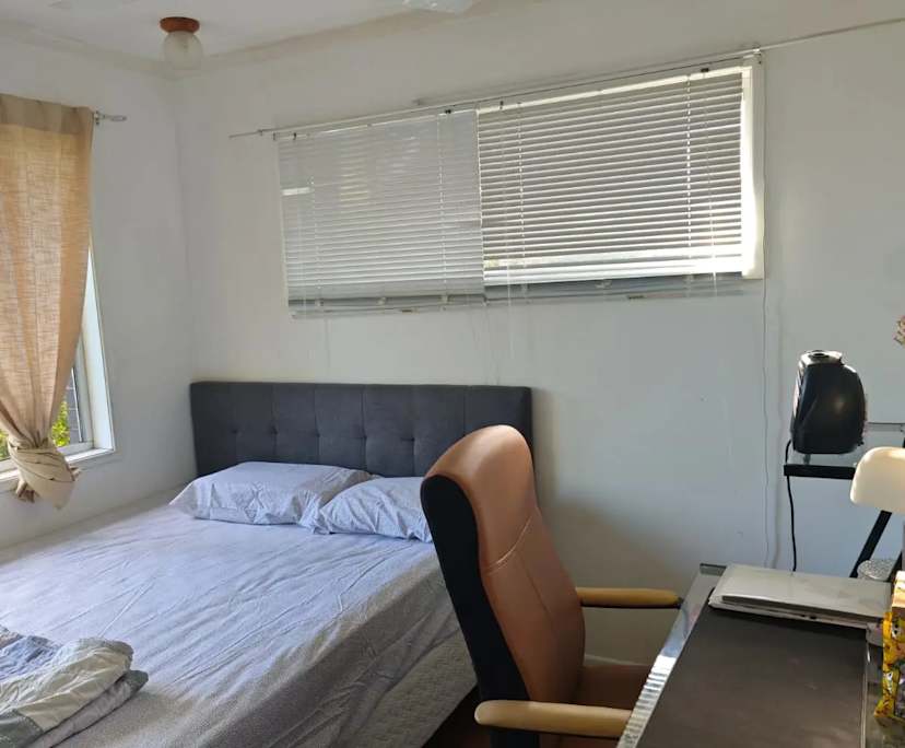 Furnished room with own bathroom
