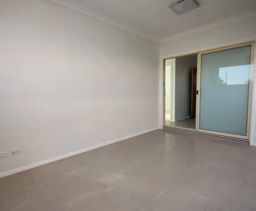 Granny Flat for Rent in Smithfield, Sydney 420, U...