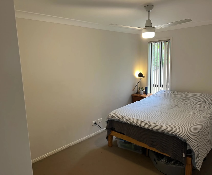 Room for Rent in Chapel Hill, Brisbane 258, Unfur...