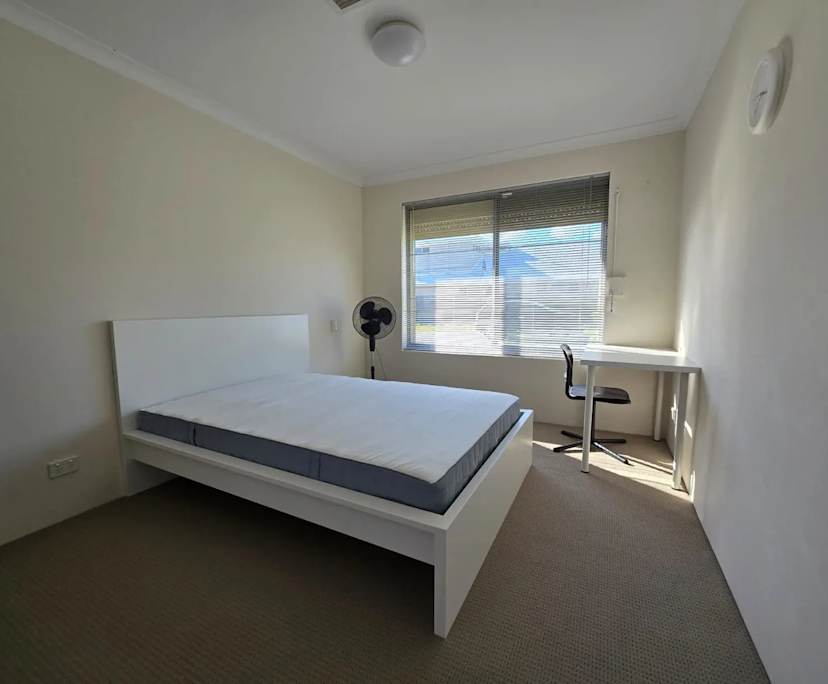 $290, Share-house, 5 bathrooms, Landsdale WA 6065