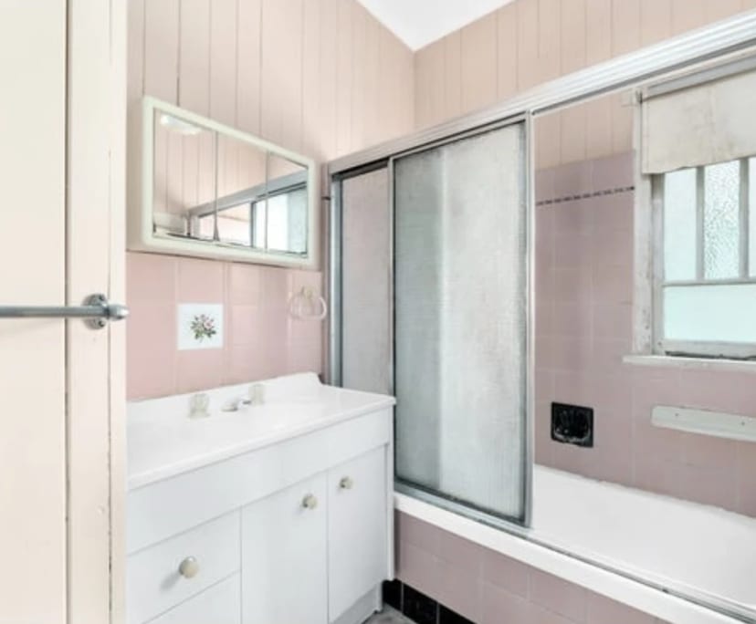 Room for Rent in Gordon Park, Brisbane 200, Unfur...