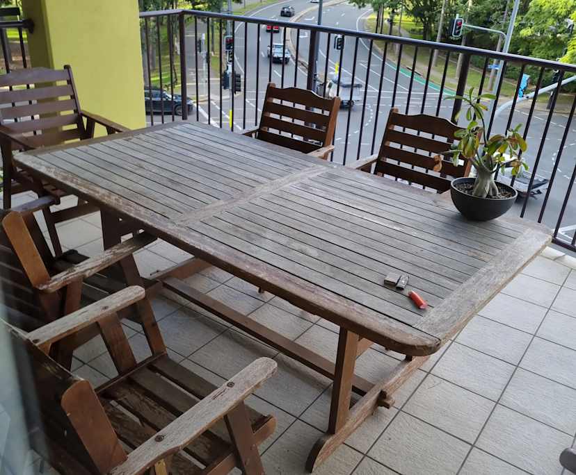 Furnished room with ensuite in a flatshare
