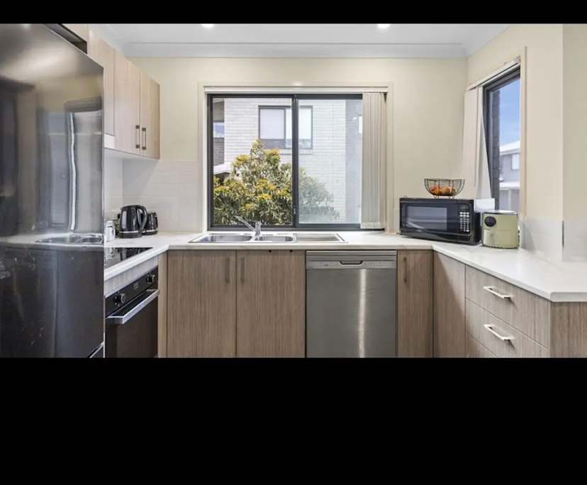Whole property with 3 rooms for rent