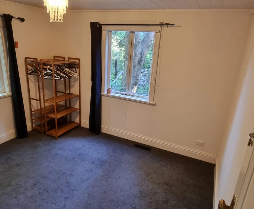 Unfurnished room in a share house