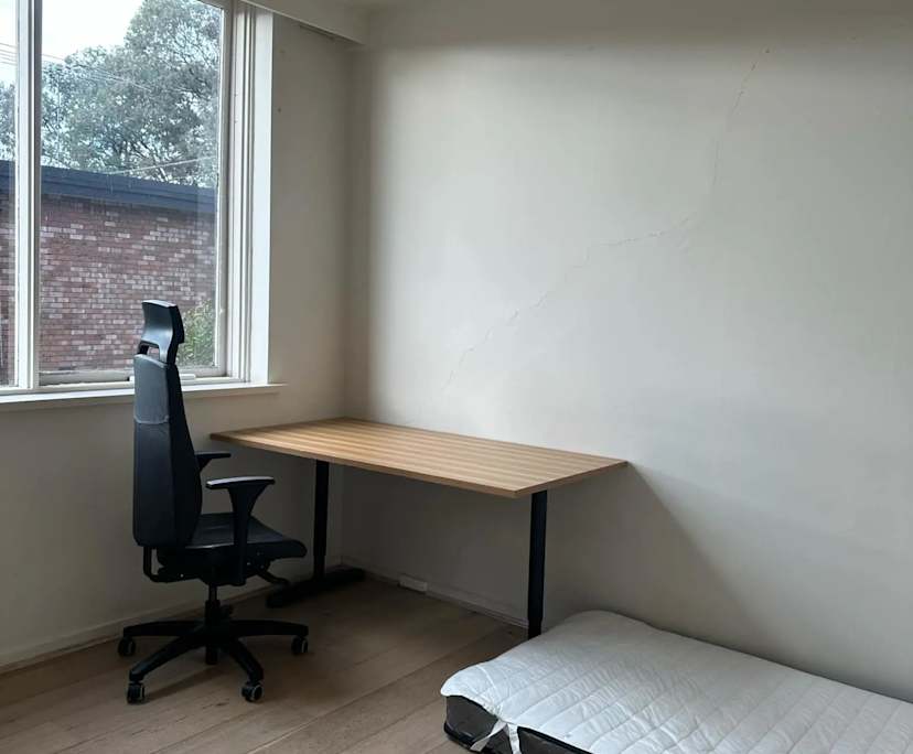 Unfurnished room in a flatshare